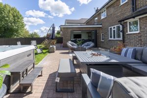 Photo 25- click for photo gallery